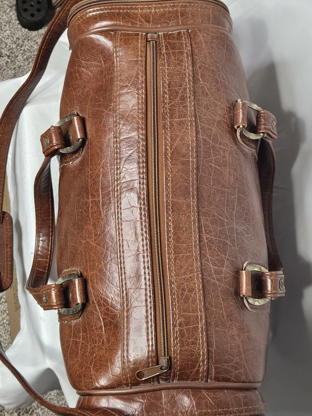 VTG 1970s F.W. Woolworth Faux Aligator Leather Suitcase Carry On Duffle 18